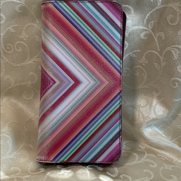 Ted Baker 100% leather Floral women’s wallet on a zipper - Picture 2 of 8